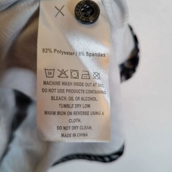 Maelreg Mens Geometric Performance Polo Shirt Size 2XL Black Athleisure Comfort - Picture 4 of 7